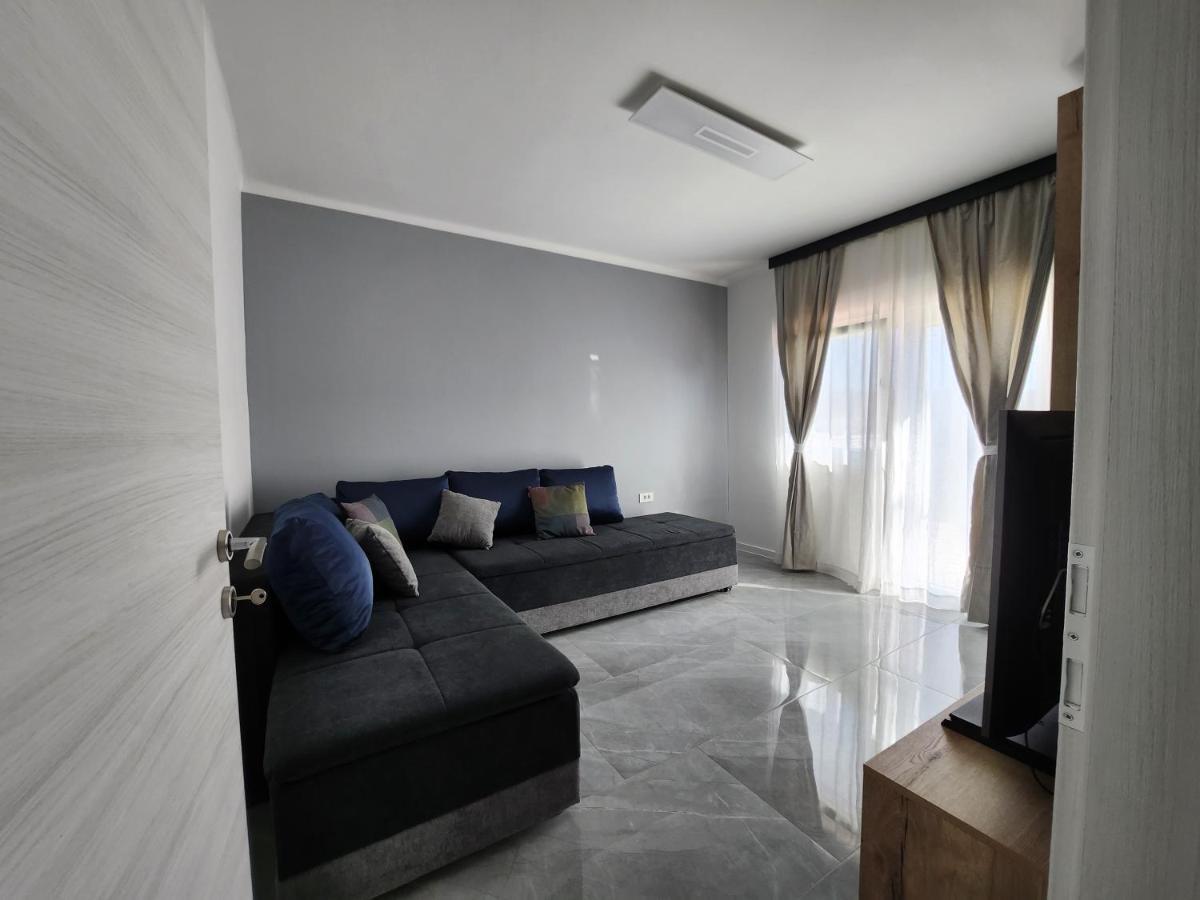 Airport Split Apartment Kastel Stafilic Bagian luar foto