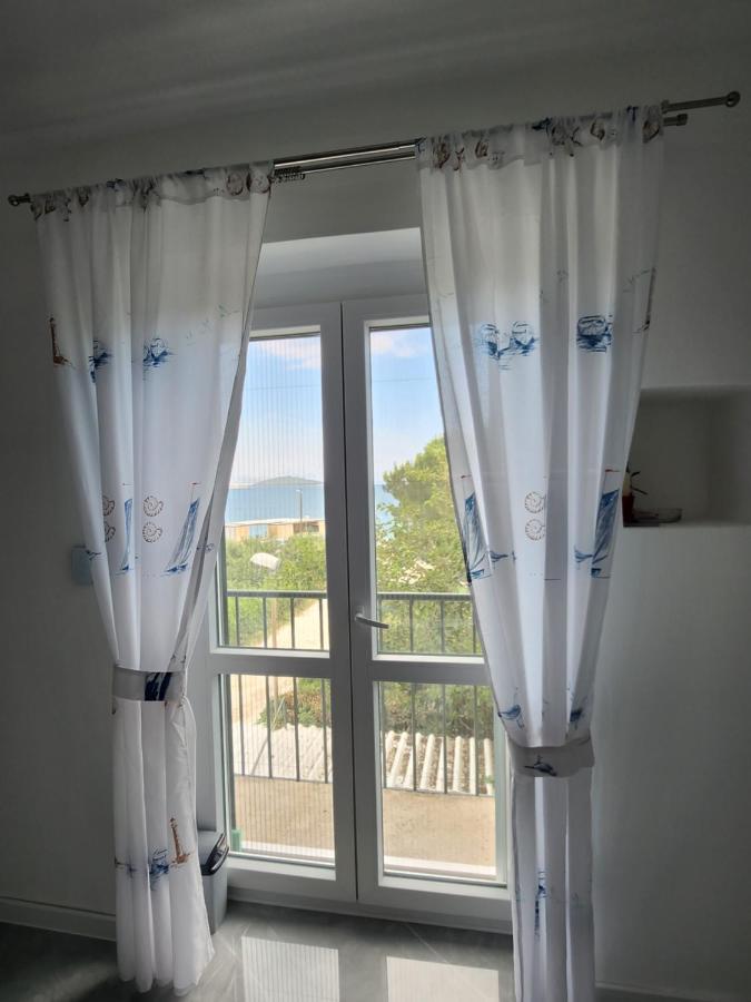 Airport Split Apartment Kastel Stafilic Bagian luar foto
